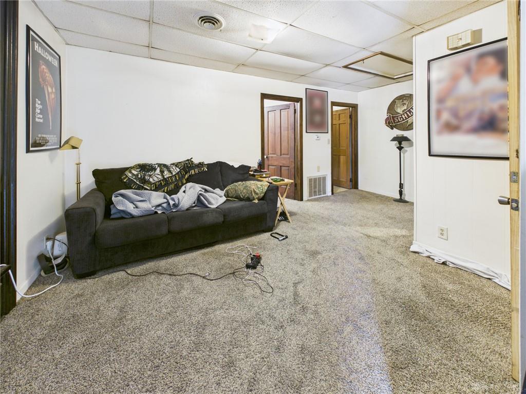 2 N High Property Photo 10