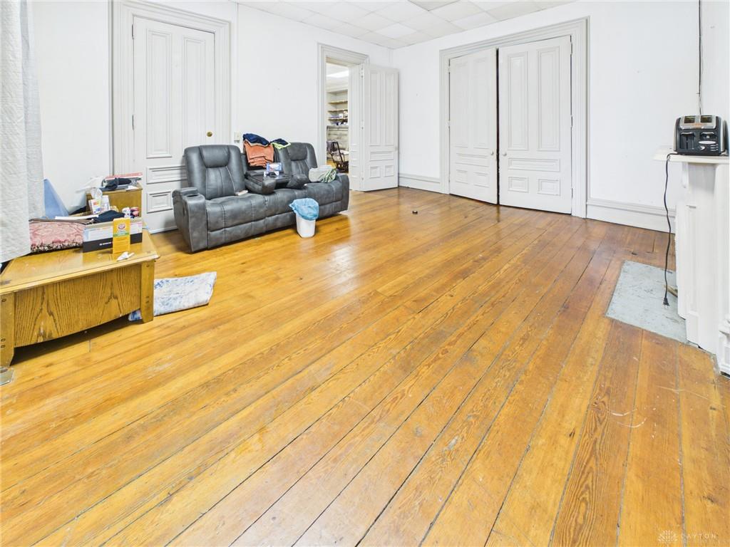 2 N High Property Photo 12