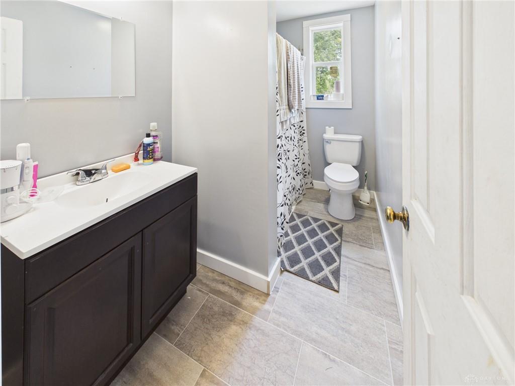 512 E Main Property Photo 30