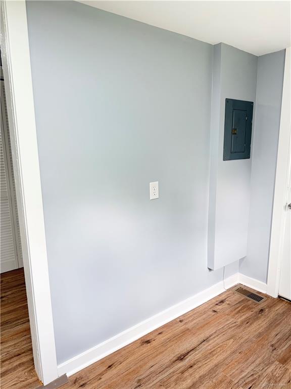 96 Devonshire Property Photo 33