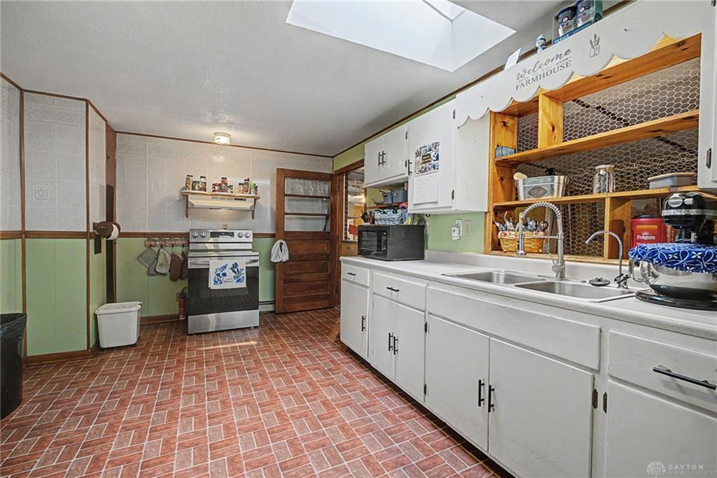 1530 Wolf Property Photo 19