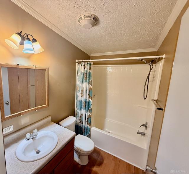 1814 Summit Property Photo 13