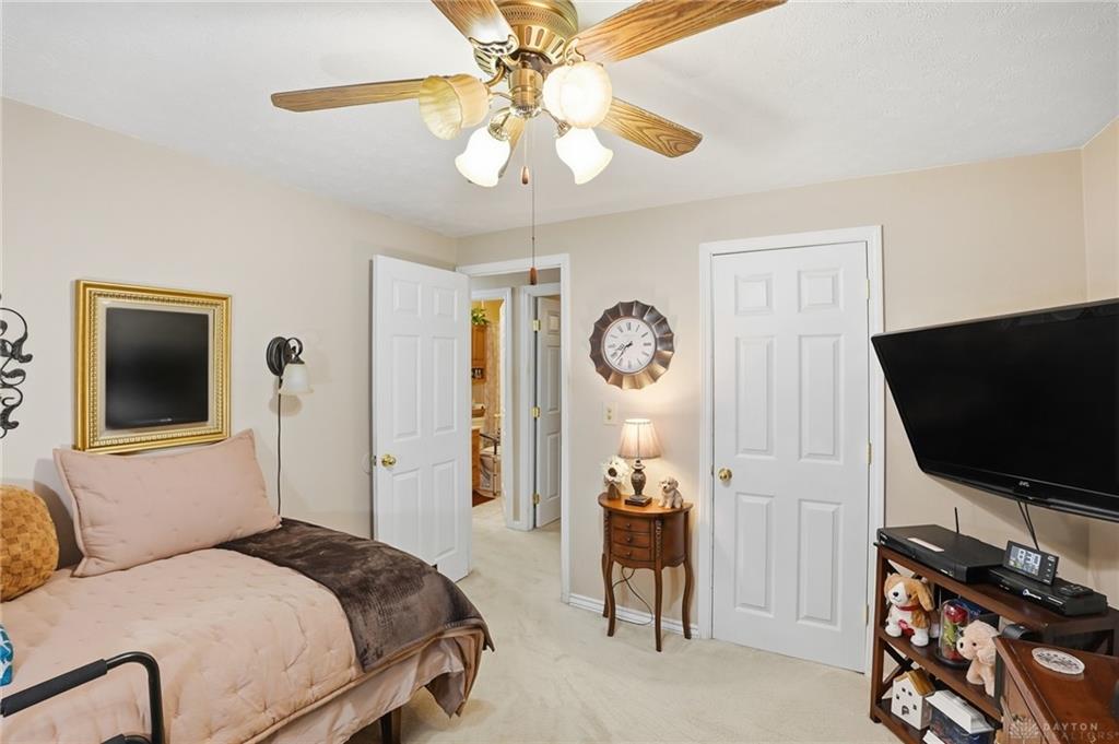 7301 Stonehurst Property Photo 6