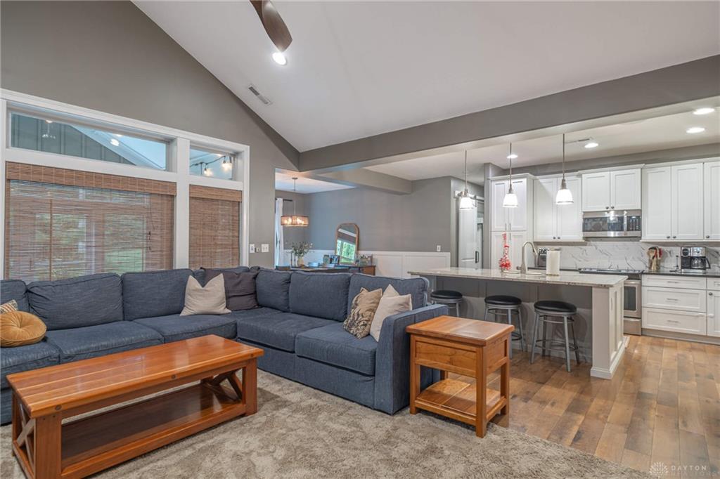 1262 Park Property Photo 6