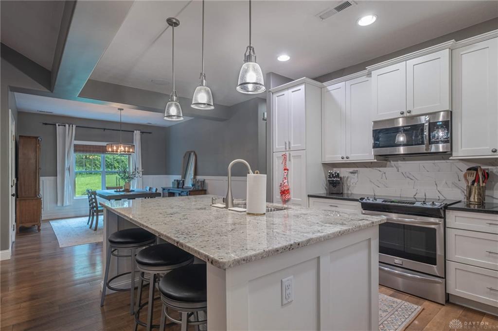 1262 Park Property Photo 7
