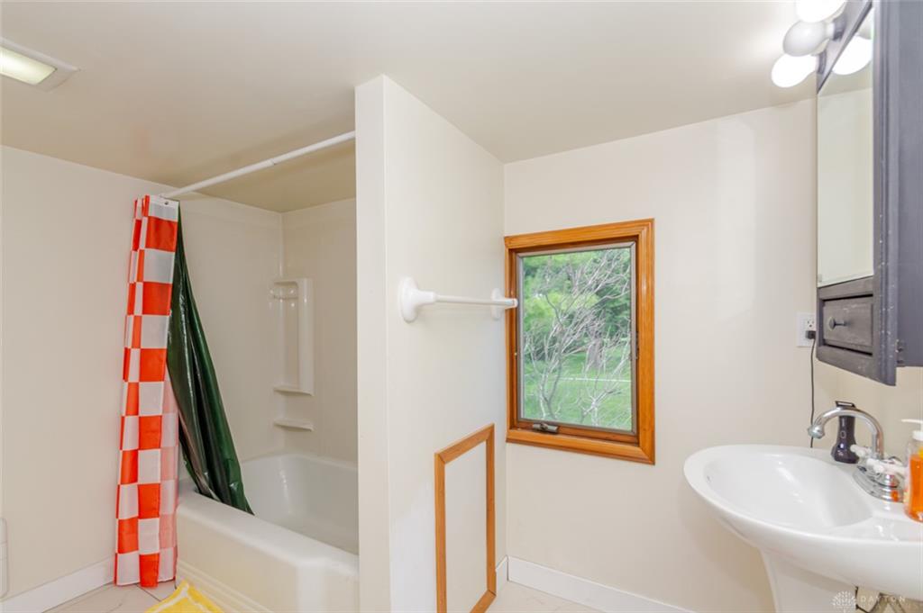 7010 Troy-frederick Property Photo 25
