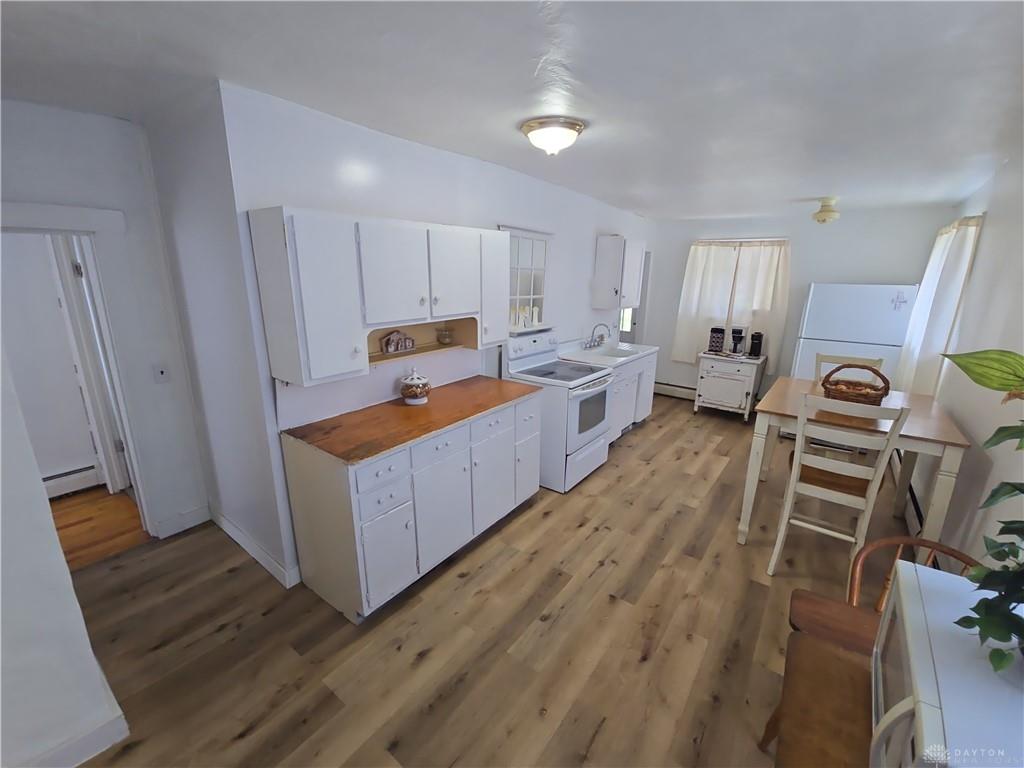 207 E Main Property Photo 14