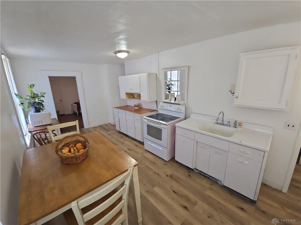 207 E Main Property Photo 15