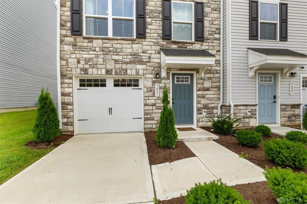 3421 Conifer Property Photo 4