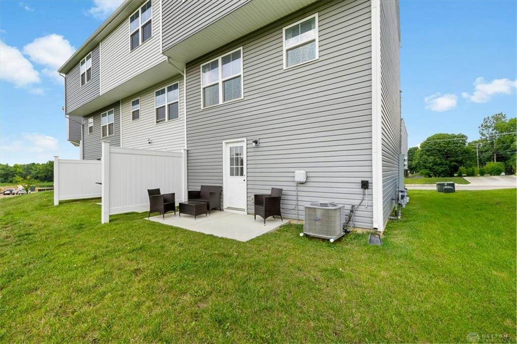 3421 Conifer Property Photo 13