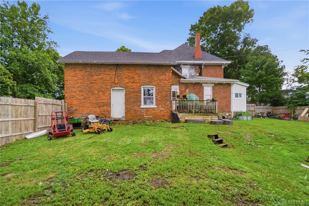 323 N Main Property Photo 59