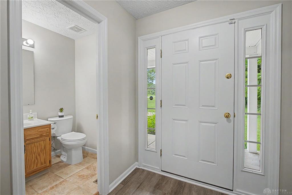 1543 Wilberforce Switch Property Photo 6