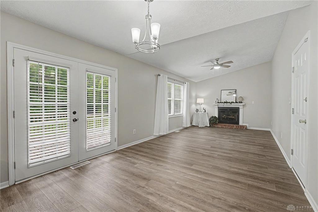 1543 Wilberforce Switch Property Photo 16