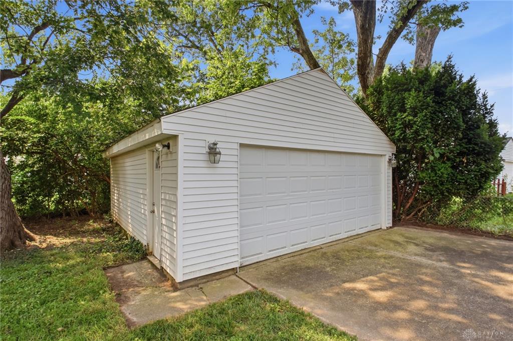 4844 Barnhart Property Photo 36
