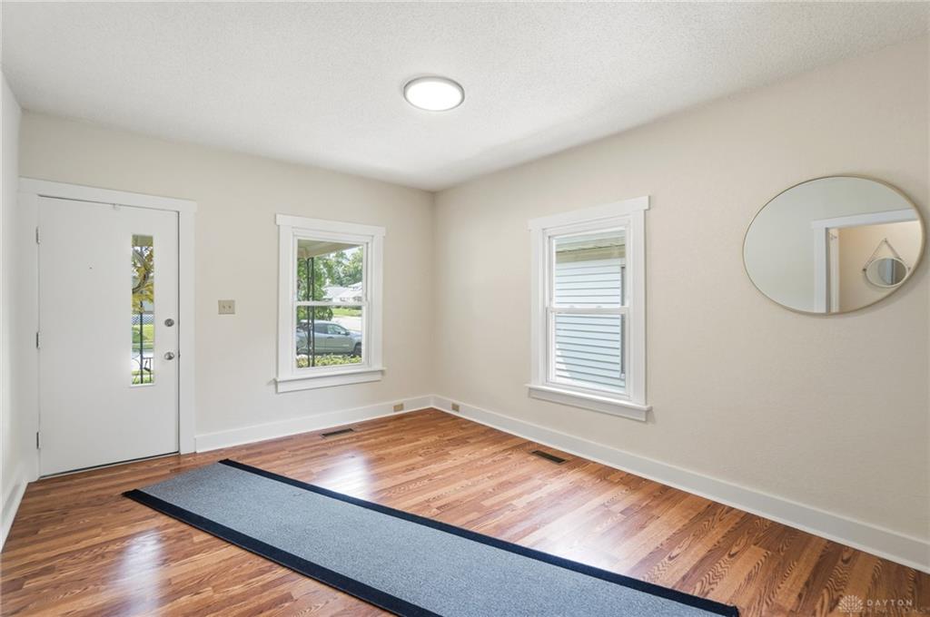 2225 Brookline Property Photo 4
