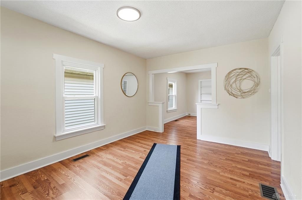 2225 Brookline Property Photo 7