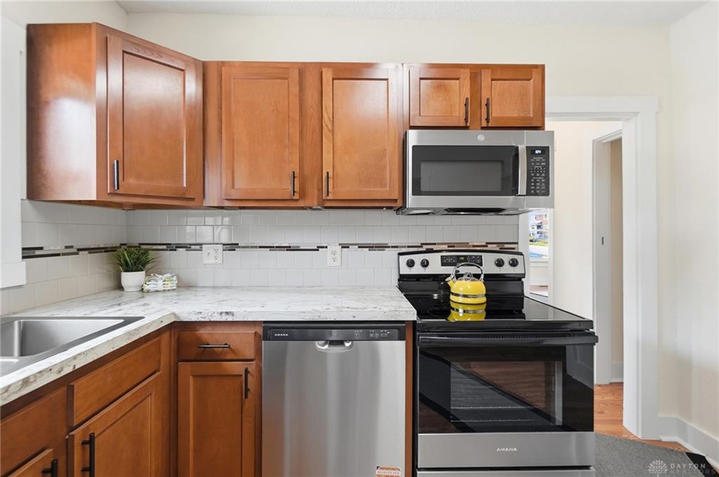 2225 Brookline Property Photo 15
