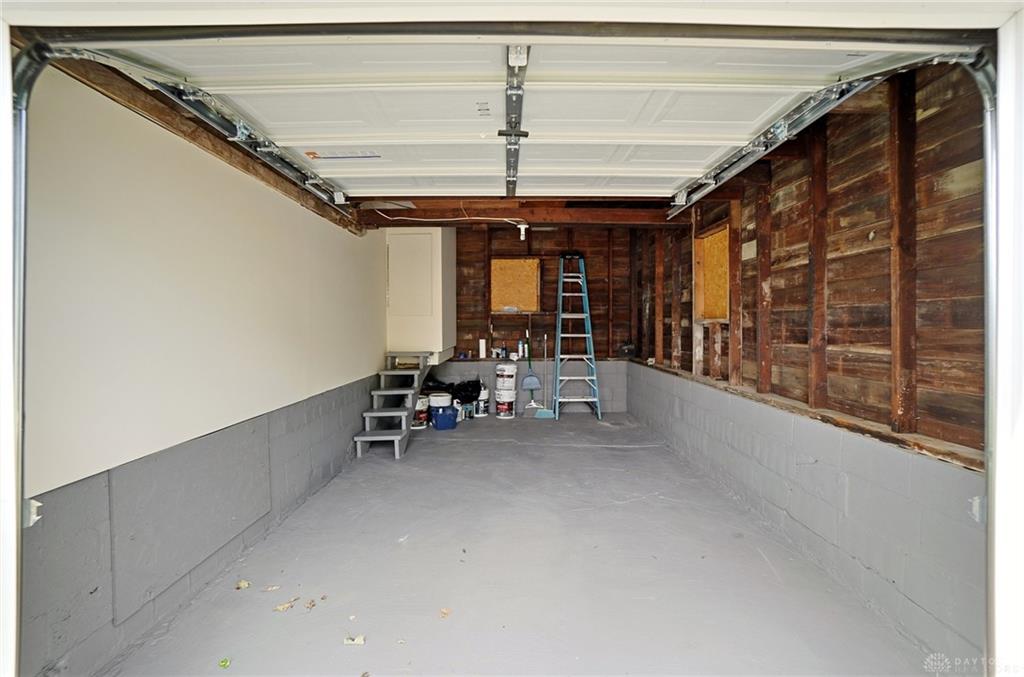2225 Brookline Property Photo 28