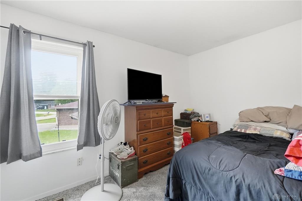 905 Victoria Property Photo 31