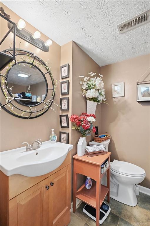 905 Victoria Property Photo 46