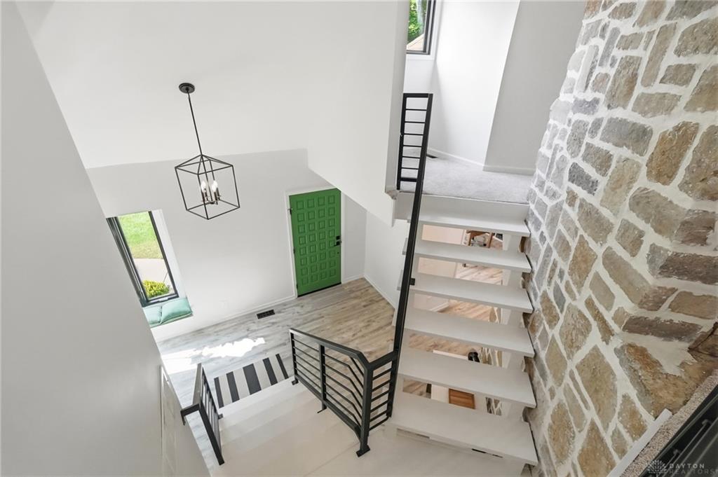 511 W Whipp Property Photo 45