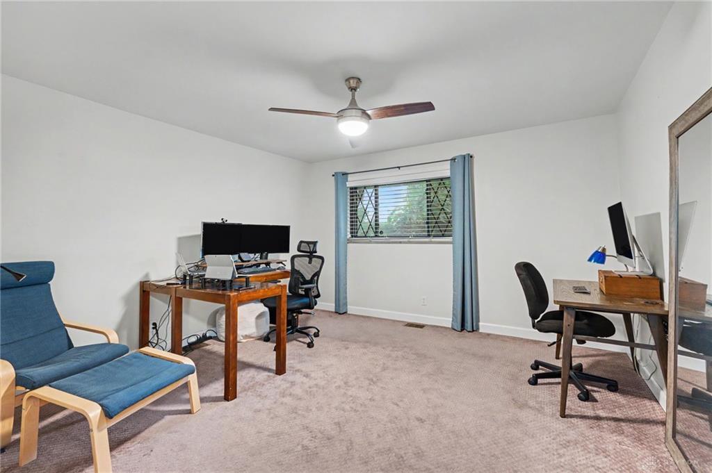 101 Thruston Property Photo 12