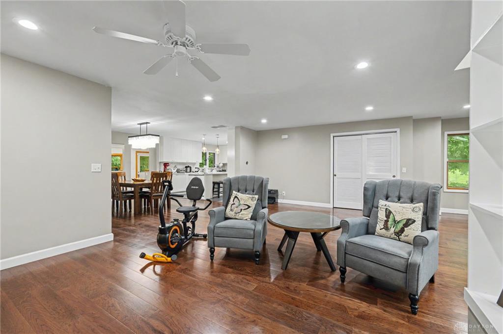 101 Thruston Property Photo 27