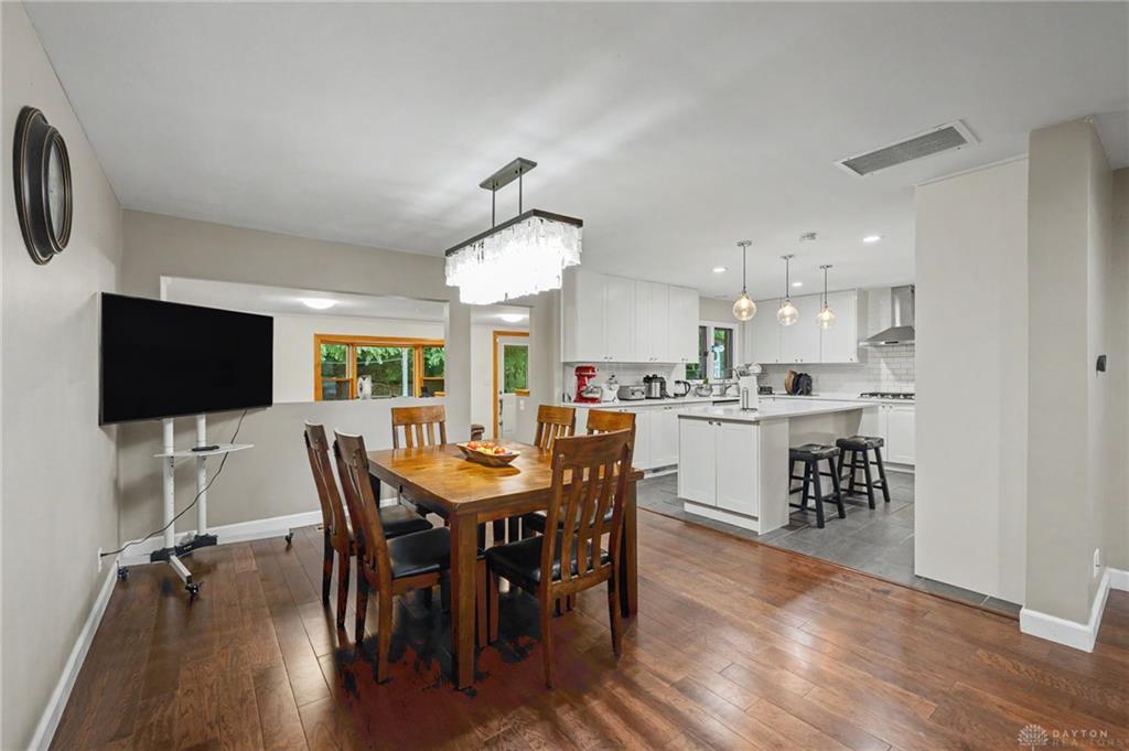 101 Thruston Property Photo 28