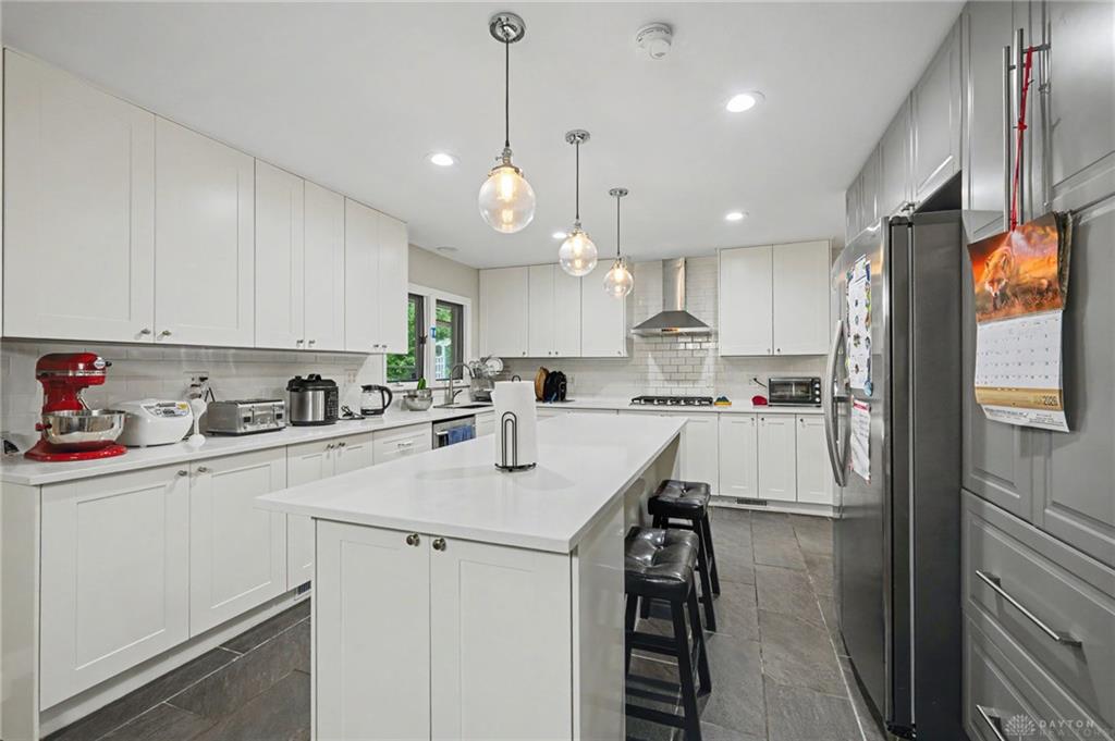 101 Thruston Property Photo 29