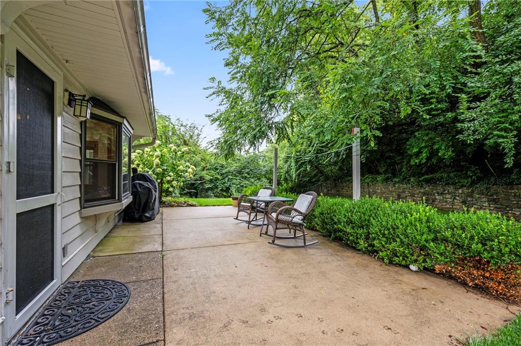 101 Thruston Property Photo 55