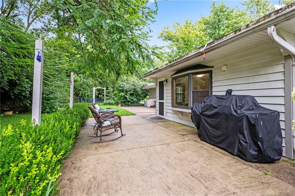 101 Thruston Property Photo 58