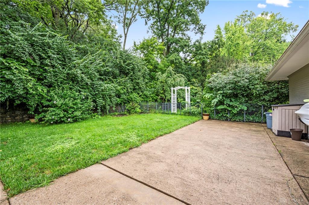 101 Thruston Property Photo 61