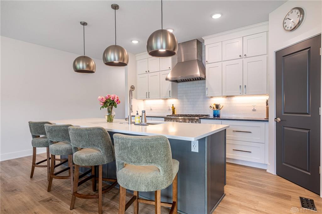 2026 Lariat Property Photo 8