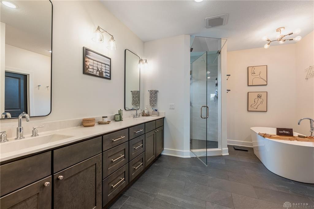 2026 Lariat Property Photo 22