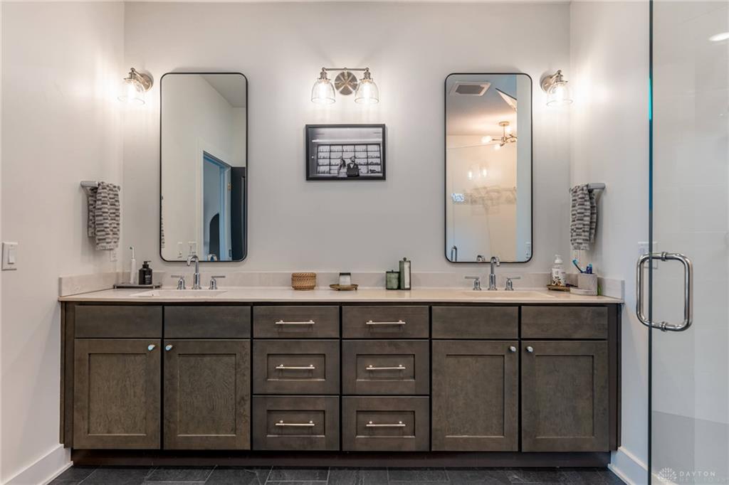 2026 Lariat Property Photo 24