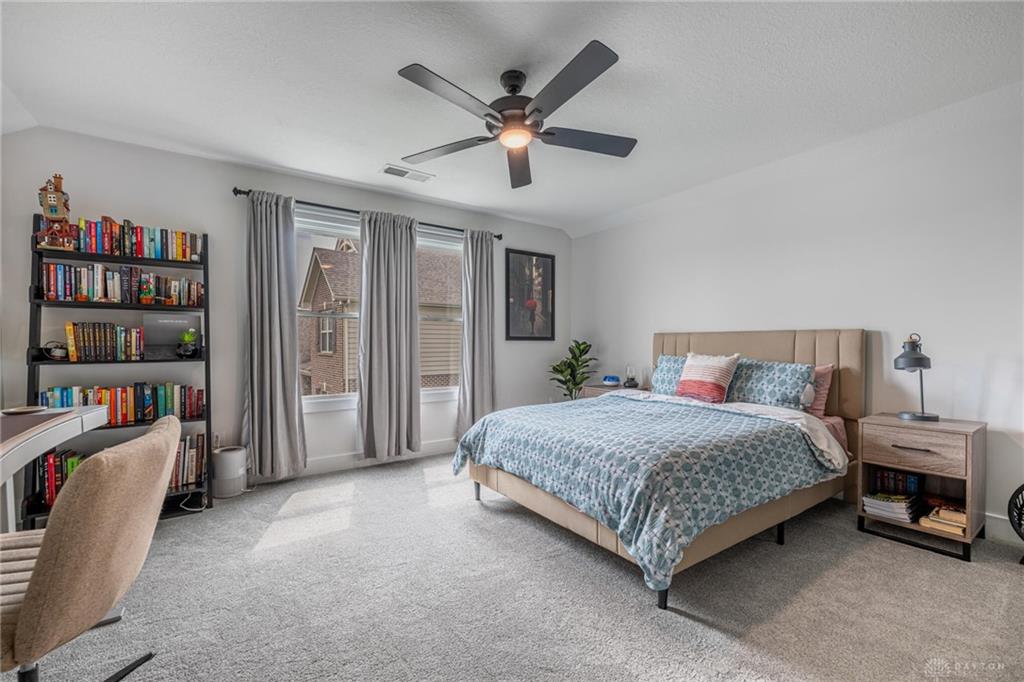 2026 Lariat Property Photo 30
