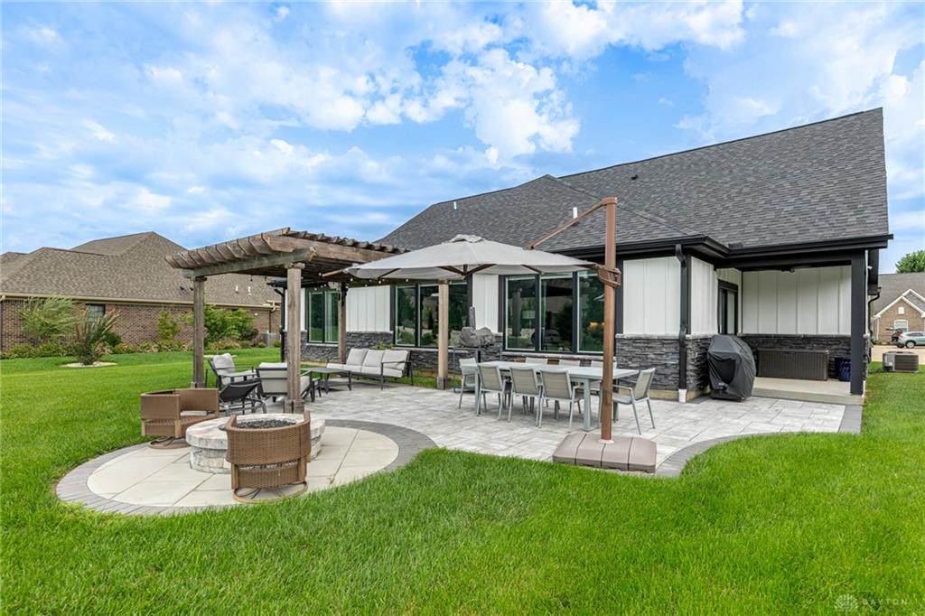 2026 Lariat Property Photo 37