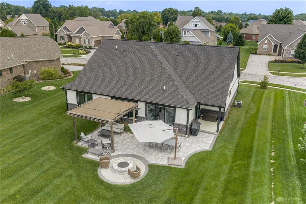 2026 Lariat Property Photo 43