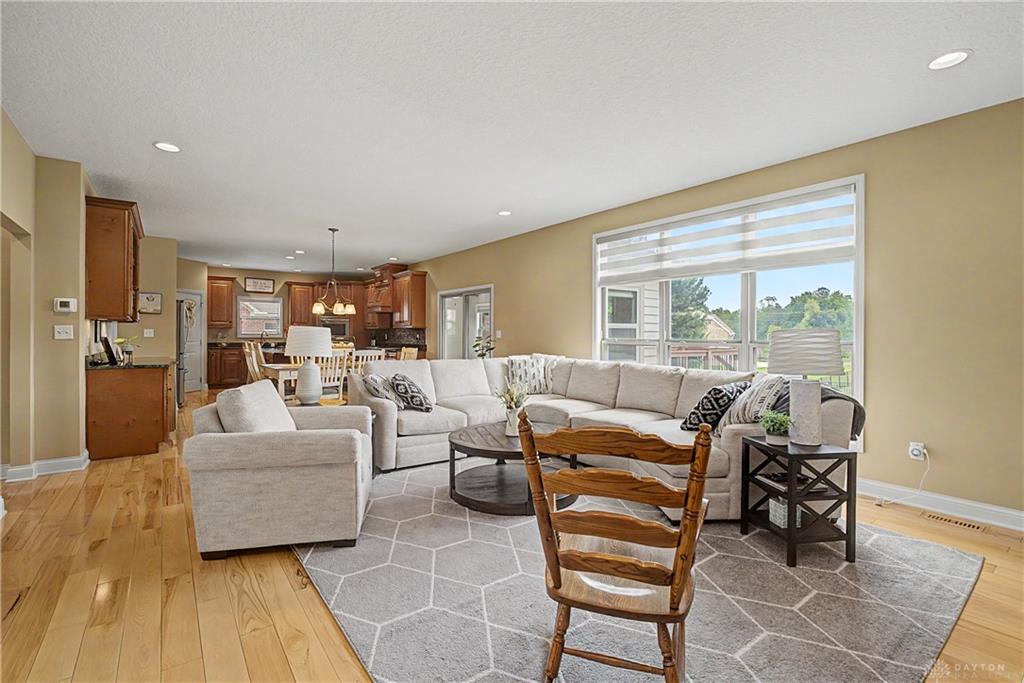 2054 Stablehand Property Photo 11