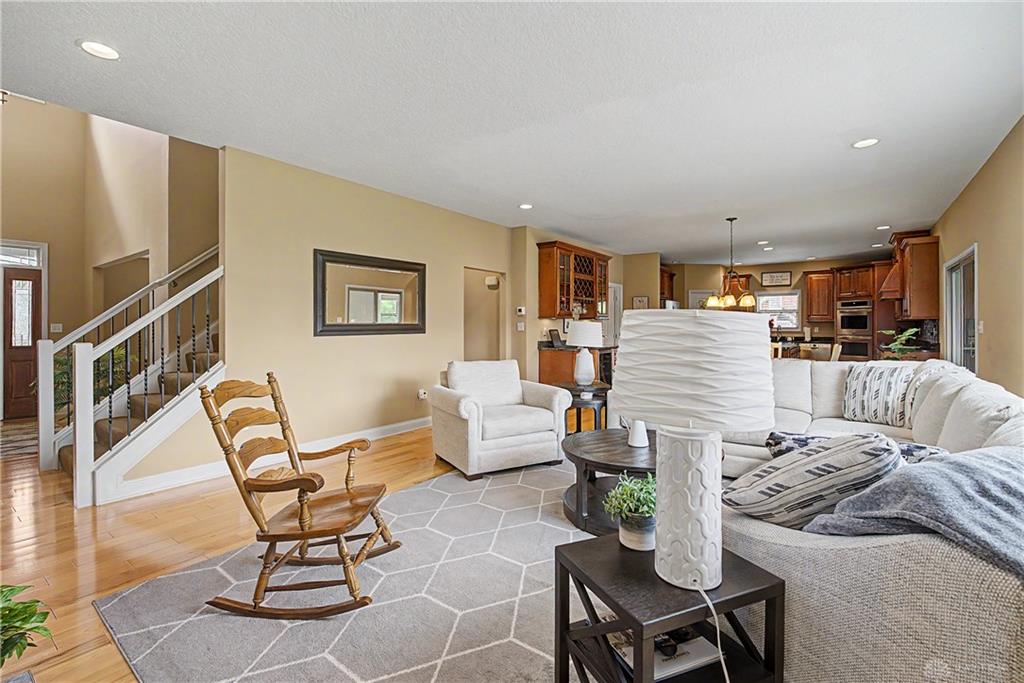 2054 Stablehand Property Photo 12