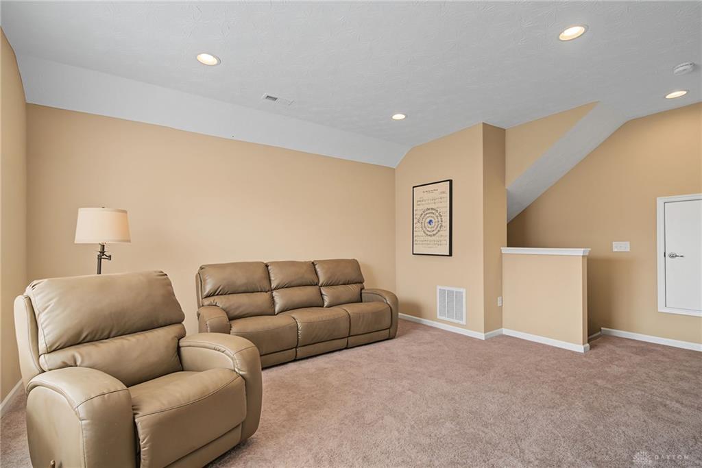 9613 Linden Brook Property Photo 37
