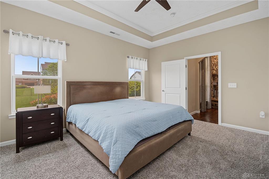 9613 Linden Brook Property Photo 39