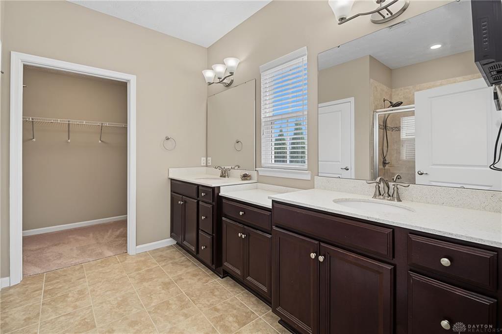 9613 Linden Brook Property Photo 40