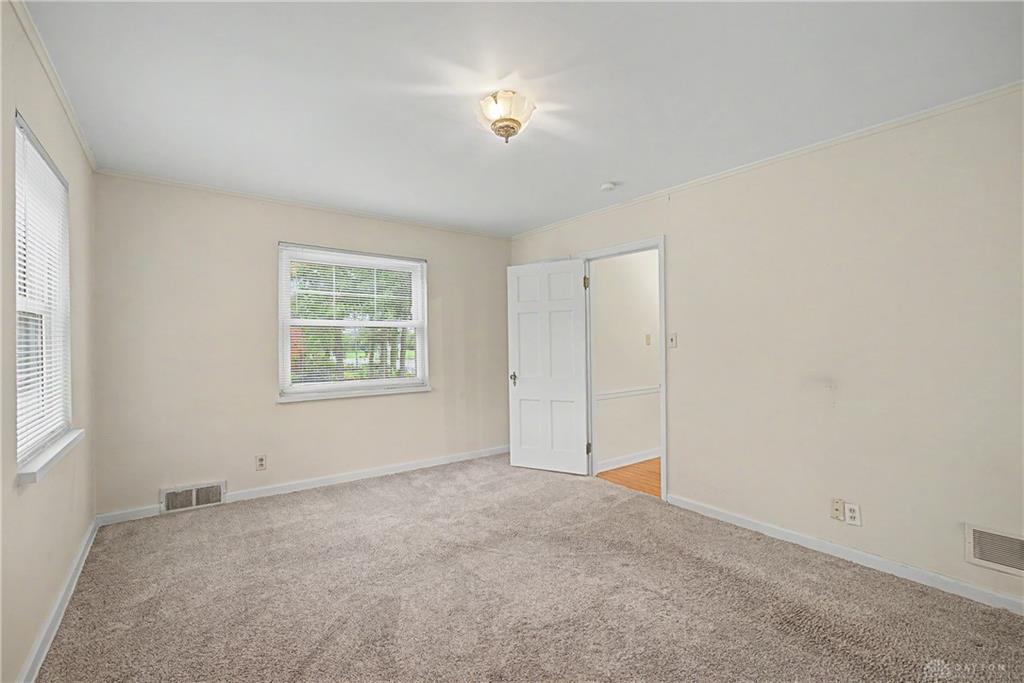 100 Greendale Property Photo 27