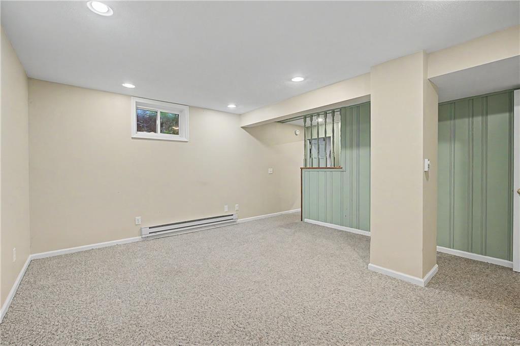 100 Greendale Property Photo 33