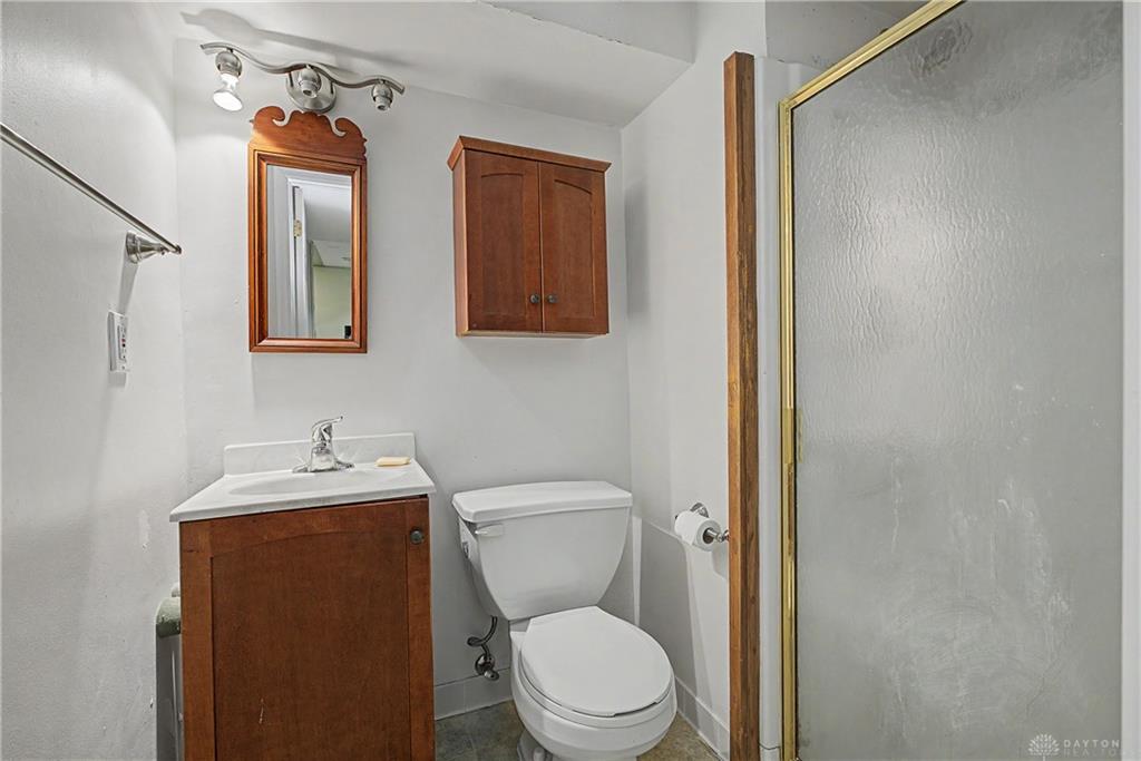 100 Greendale Property Photo 36