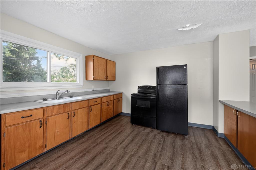 5279 Ferngrove Property Photo 8