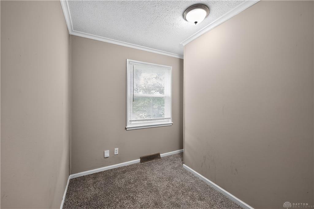 5279 Ferngrove Property Photo 11