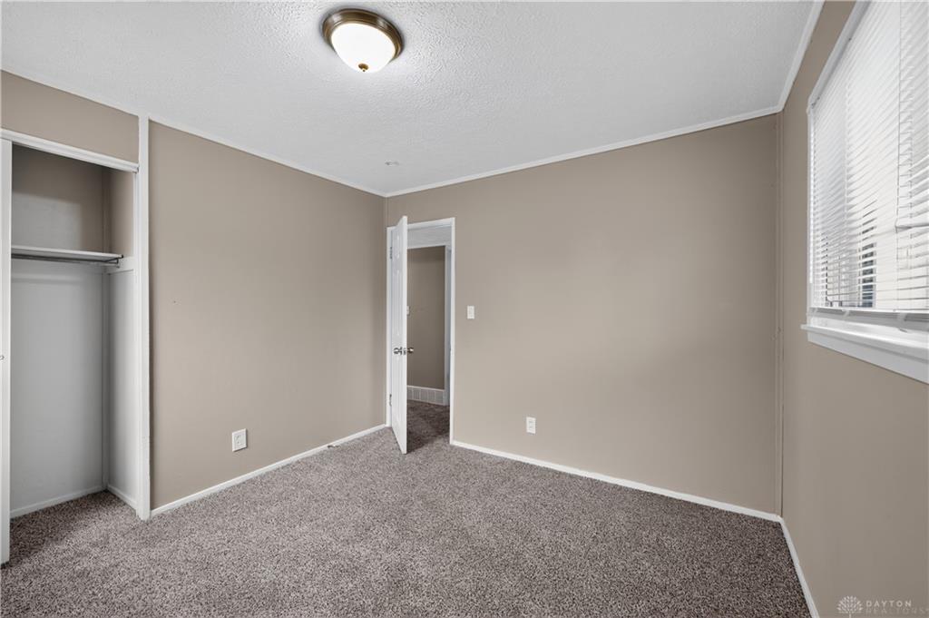 5279 Ferngrove Property Photo 12