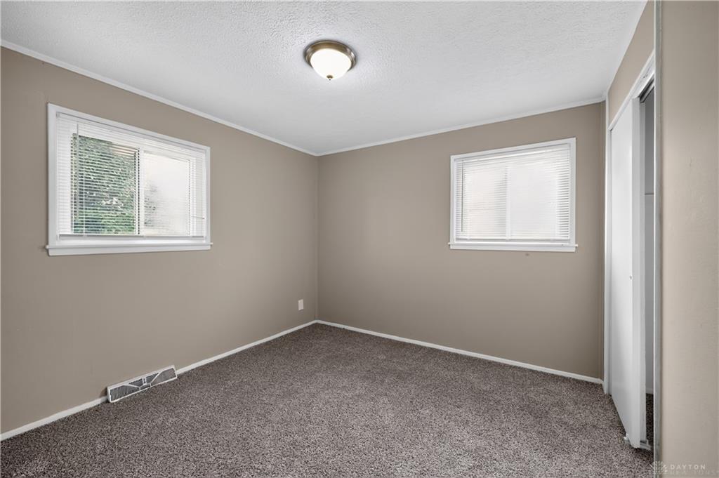 5279 Ferngrove Property Photo 13